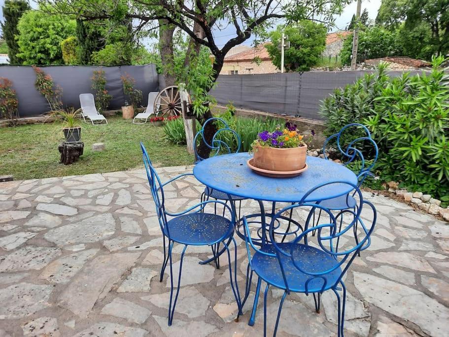 Studio 40 M 2 Pres St Guilhem Le Desert Et Riviere La Boissiere  Exterior photo